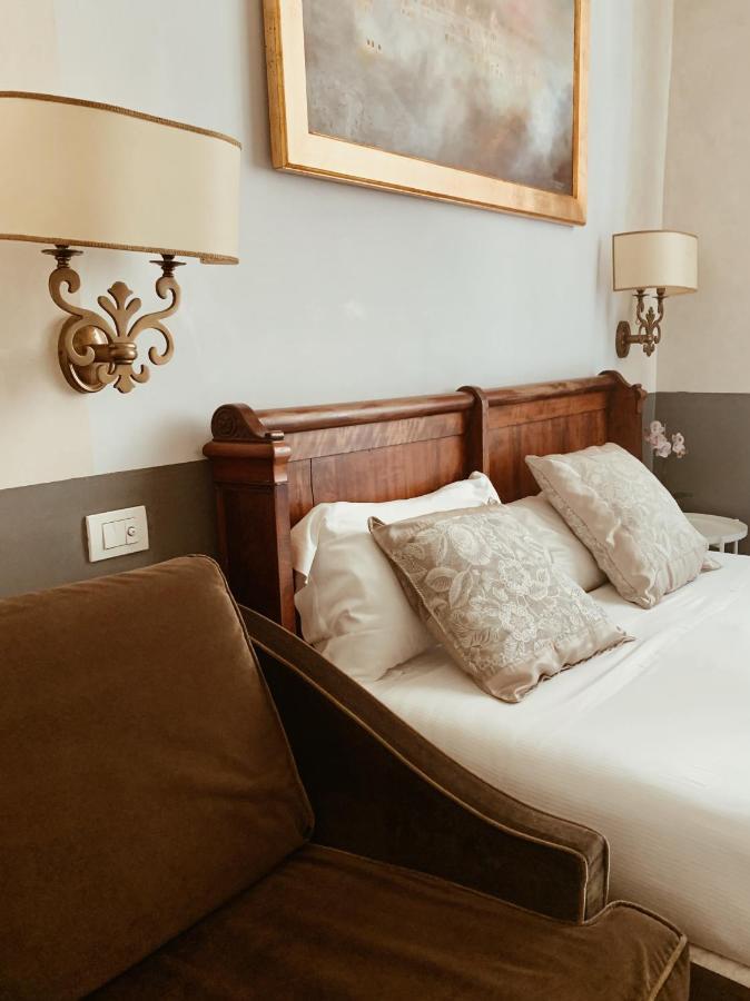 Residenza Sciarra B&B Rzym Zewnętrze zdjęcie